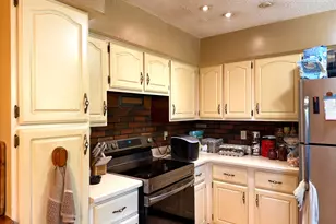 704 Carnahan Rd, Compton, IL 61318 - Photo 7
