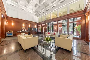 212 W Washington Ave, Chicago, IL 60606 - Photo 3