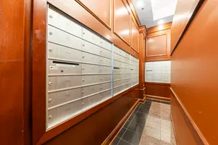212 W Washington Ave, Chicago, IL 60606 - Photo 29