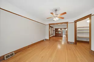 1341 W Eddy St, Chicago, IL 60657 - Photo 5