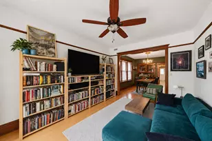 1341 W Eddy St, Chicago, IL 60657 - Photo 17