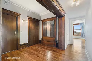559 W Surf St, Chicago, IL 60657 - Photo 3