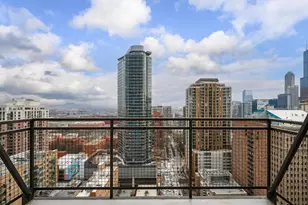 910 S Michigan Ave, Chicago, IL 60605 - Photo 19