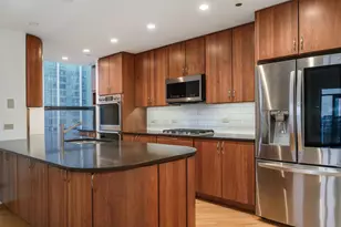 910 S Michigan Ave, Chicago, IL 60605 - Photo 5