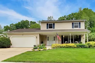 904 S Raven Rd, Shorewood, IL 60404 - Photo 1