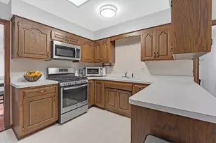 11020 Raleigh St, Westchester, IL 60154 - Photo 9