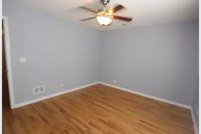1443 W Cortez Street #1, Chicago, IL 60642 - Photo 11