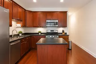 1625 W Estes Ave, Chicago, IL 60626 - Photo 7