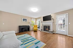 3415 Rosecroft Ln, Naperville, IL 60564 - Photo 7
