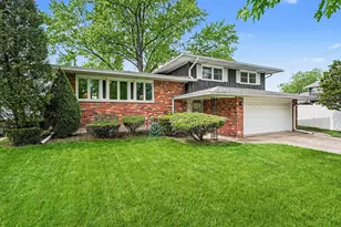2901 190th St, Lansing, IL 60438 - Photo 3