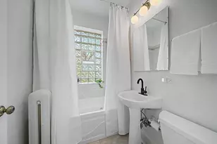 1200 W Sherwin Ave, Chicago, IL 60626 - Photo 41