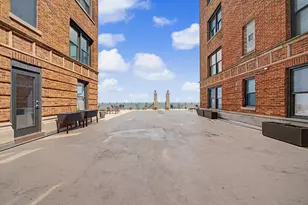 1200 W Sherwin Ave, Chicago, IL 60626 - Photo 47