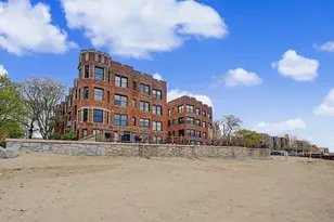 1200 W Sherwin Ave, Chicago, IL 60626 - Photo 9