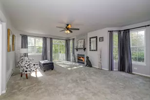 3009 Talaga Dr, Algonquin, IL 60102 - Photo 9