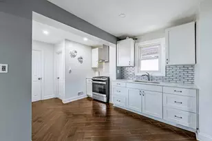 5227 S Neenah Ave, Chicago, IL 60638 - Photo 9