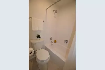 500 W Huntington Commons Road #157, Mount Prospect, IL 60056 - Photo 17