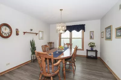 2153 Jordan Circle, Elgin, IL 60123 - Photo 9