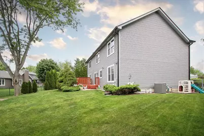 2153 Jordan Circle, Elgin, IL 60123 - Photo 33