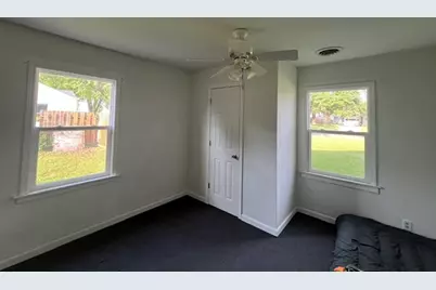 401 E College Street, Kewanee, IL 61443 - Photo 15