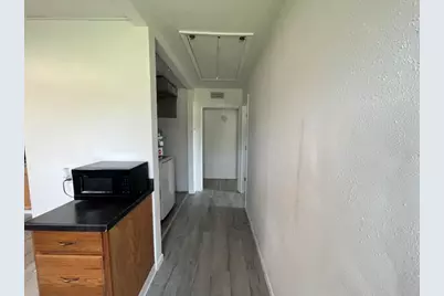 401 E College Street, Kewanee, IL 61443 - Photo 9