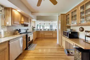 317 Olmsted Rd, Riverside, IL 60546 - Photo 17
