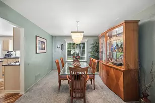 190 Lake Dr S, Algonquin, IL 60102 - Photo 5