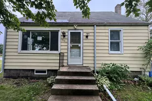 314 S Locust St, Wyanet, IL 61379 - Photo 3