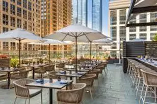 800 N Michigan Ave, Chicago, IL 60611 - Photo 17