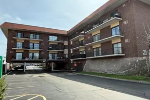 9520 Mayfield Ave, Oak Lawn, IL 60453 - Photo 1
