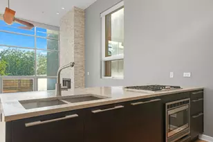 1541 N Bosworth Ave, Chicago, IL 60624 - Photo 15
