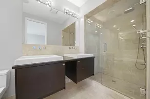 1541 N Bosworth Ave, Chicago, IL 60624 - Photo 23