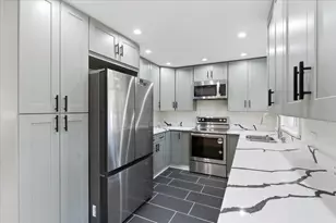 7307 E 1st St, Sun River Terrace, IL 60964 - Photo 5