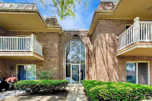 906 W Alleghany Dr, Arlington Heights, IL 60004 - Photo 5