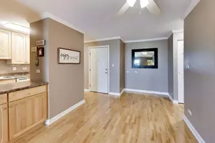 906 W Alleghany Dr, Arlington Heights, IL 60004 - Photo 13