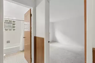 938 Ontario St, Oak Park, IL 60302 - Photo 13