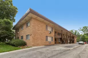 938 Ontario St, Oak Park, IL 60302 - Photo 1