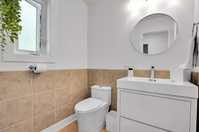 1639 N 77th Court, Elmwood Park, IL 60707 - Photo 17