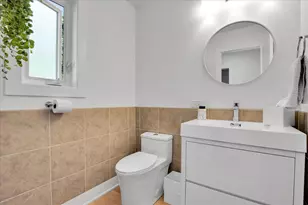 1639 N 77th Ct, Elmwood Park, IL 60707 - Photo 17