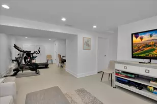 1639 N 77th Ct, Elmwood Park, IL 60707 - Photo 31