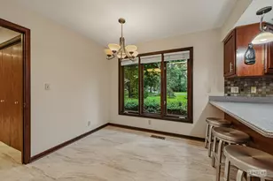 3S830 Thornapple Tree Rd, Sugar Grove, IL 60554 - Photo 25