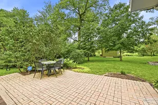 3S830 Thornapple Tree Rd, Sugar Grove, IL 60554 - Photo 9