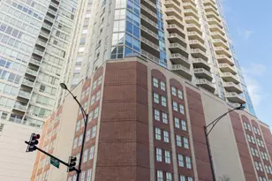 645 N Kingsbury St, Chicago, IL 60610 - Photo 1