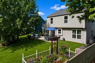 1646 Gleneagle Dr, Carpentersville, IL 60110 - Photo 21
