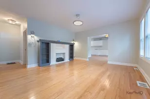 7727 S Stewart Ave, Chicago, IL 60620 - Photo 3