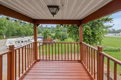 1095 W Robinson Street, Wayne City, IL 62895 - Photo 25