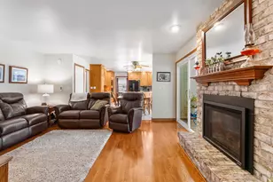 910 N Bell St, Gibson City, IL 60936 - Photo 17