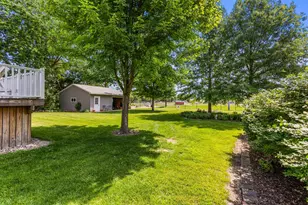 910 N Bell St, Gibson City, IL 60936 - Photo 7