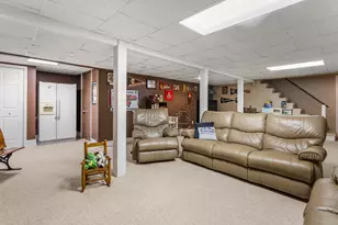 910 N Bell St, Gibson City, IL 60936 - Photo 51