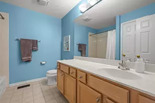 724 Samson Way, Northbrook, IL 60062 - Photo 13