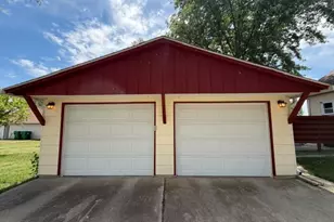 109 4th Ave, Mendota, IL 61342 - Photo 19